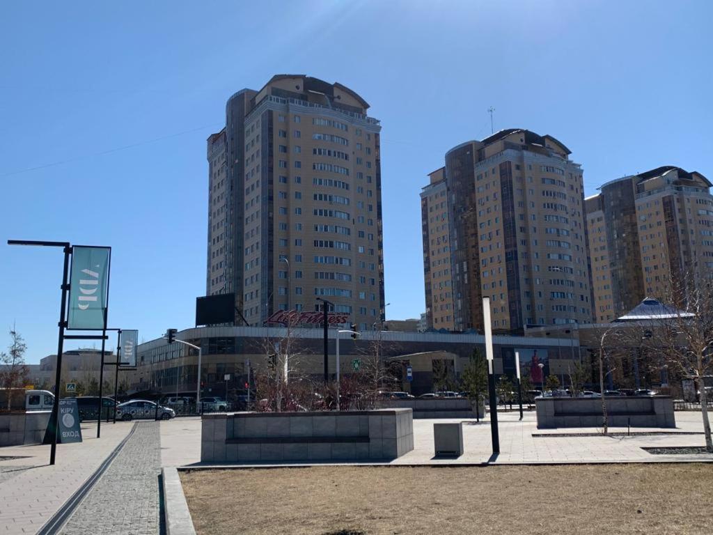 Квартира С Видом На Abu Dhabi Plaza アスターナ エクステリア 写真